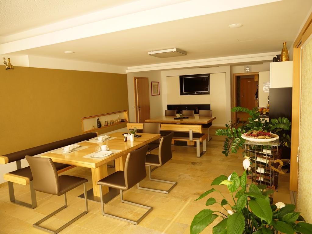 Lugerfarm Hotel เมลค์ ภายนอก รูปภาพ
