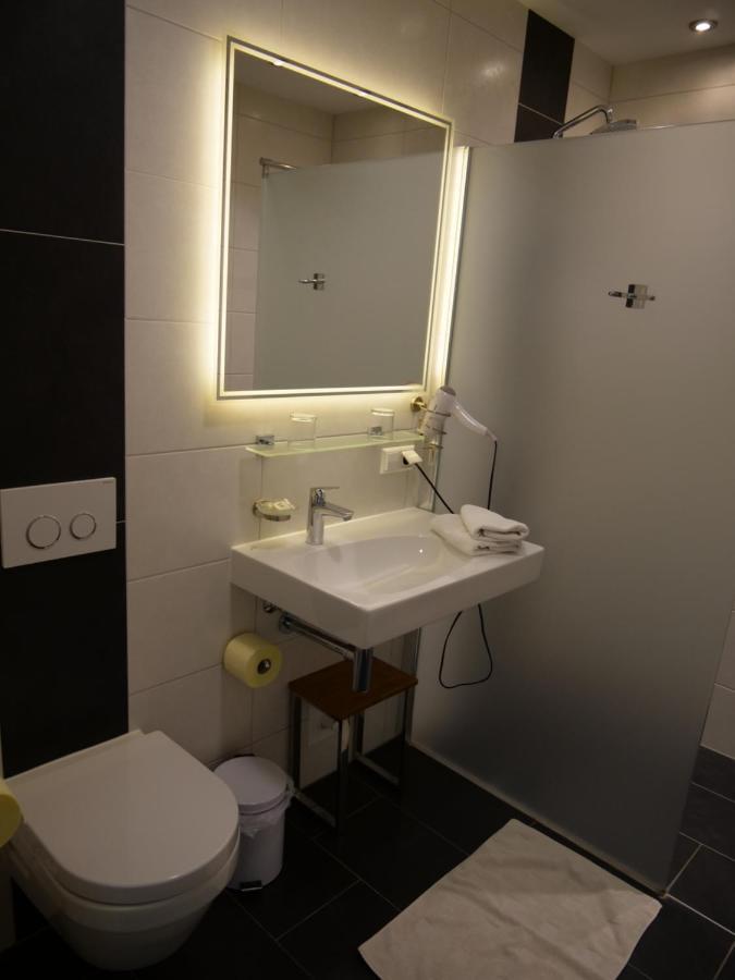 Lugerfarm Hotel เมลค์ ภายนอก รูปภาพ